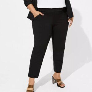 NWT Ponte Pants Black Pull On Relaxed Taper Size Medium / Large Comfy